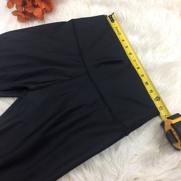 Fabletics Demi Lovato Leggings - Picture 4 of 5